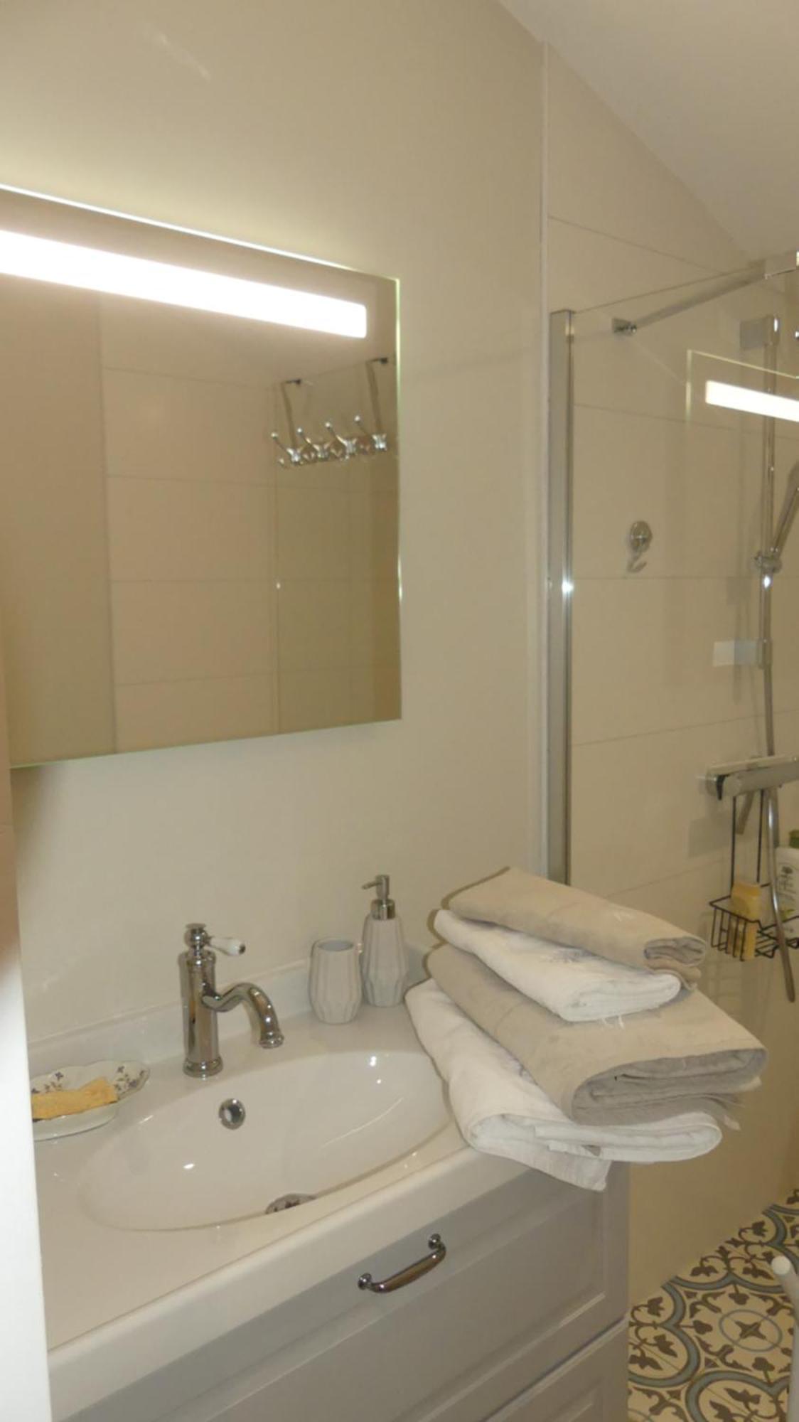 La Petite Lande Bed & Breakfast Ménil Екстериор снимка